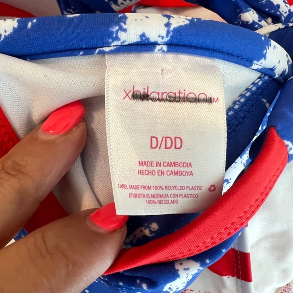 🥳🥳 HOST PICK 🥳🥳 Xhilaration American Flag Bikini Set L new with liner no tag - Picture 4 of 6